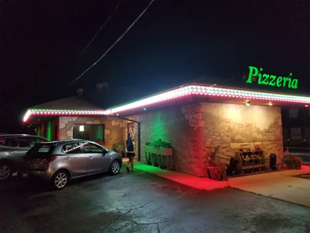 Paisano's Italian Restaurant and Pizzeria
