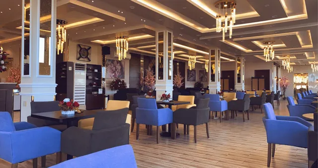 كوفي ولاونج رايت right cup