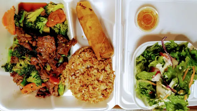 Yum Yum Soupe Dumpling