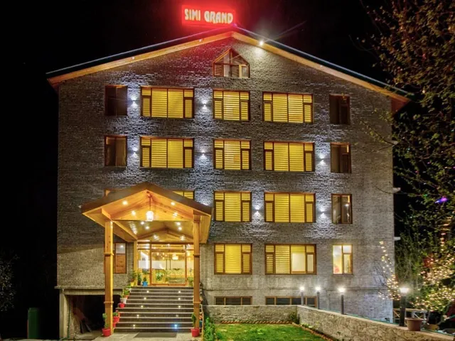Hotel Simi Grand
