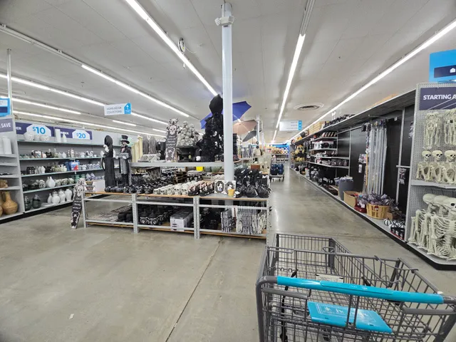 Northside Plaza Shopping Center