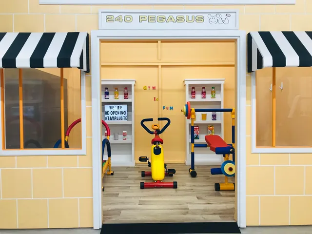 Imagination Lane (Tay + Te Imaginative Play)