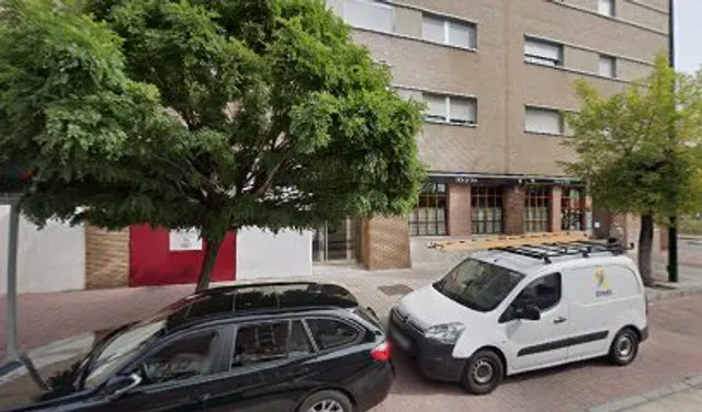 C. de Vega Sicilia, 3