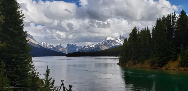 Maligne Lake Chalet and Guest House National Historic Site