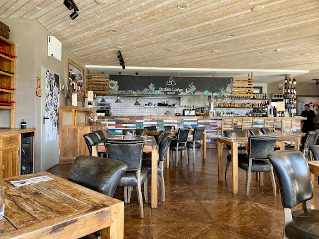 Surfers Lodge Restaurant