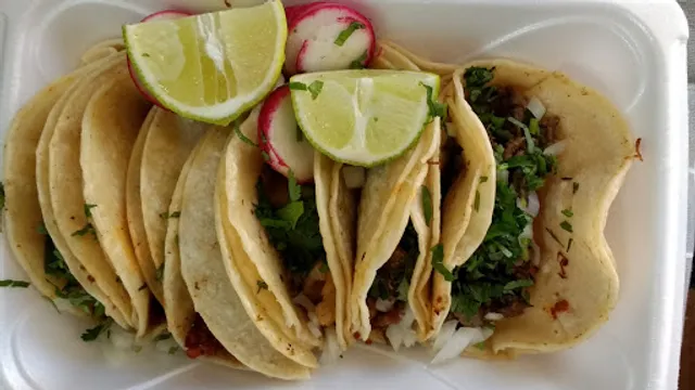 Los Primos Tacos