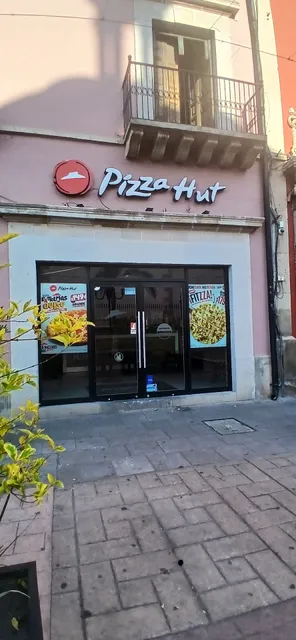 Pizza Hut Constitución