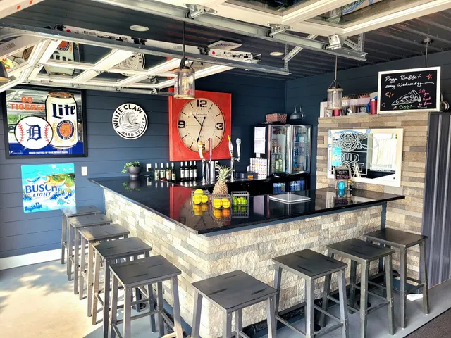 Tawas Bay Pizza Company