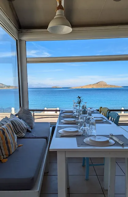 Καραβίδας Πόρτο Ράφτη - Karavidas Porto Rafti