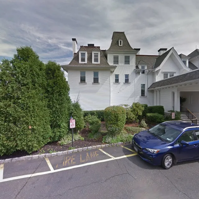 Davenport Beach Club