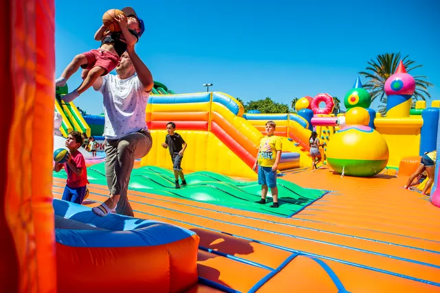 FUNBOX ATLANTA - STONECREST (Outside Dillards)