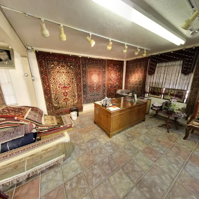 Moe Tavassoli Oriental Rugs