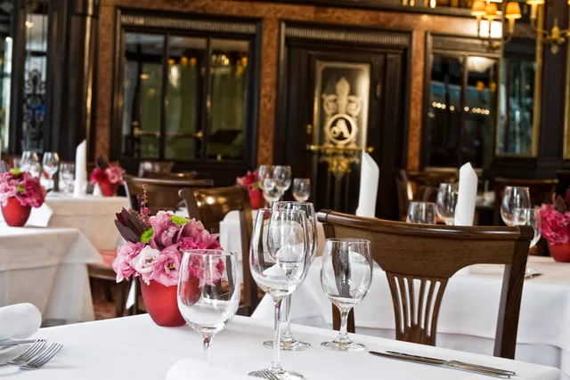 Café Astoria Restaurant