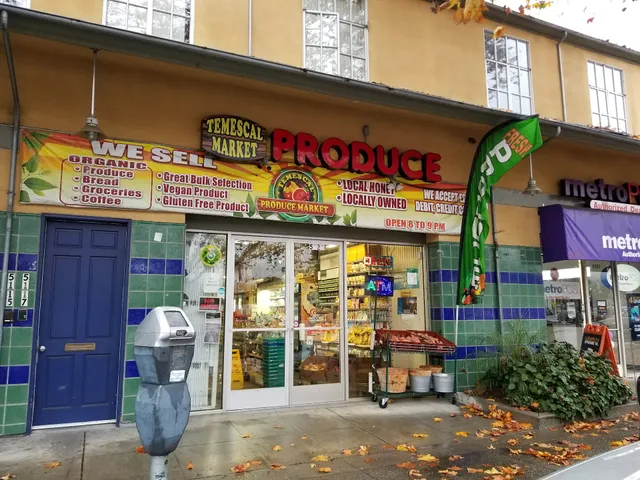 Temescal Produce Market