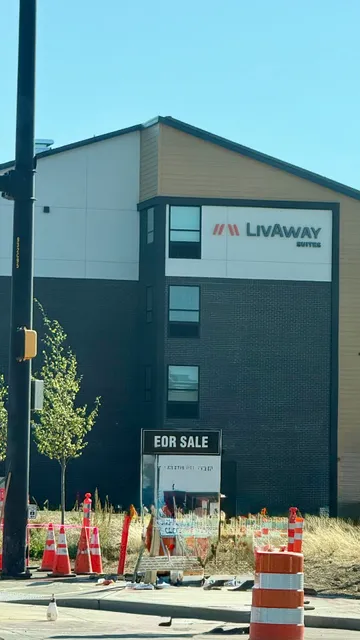 LivAway Suites Seattle-Renton