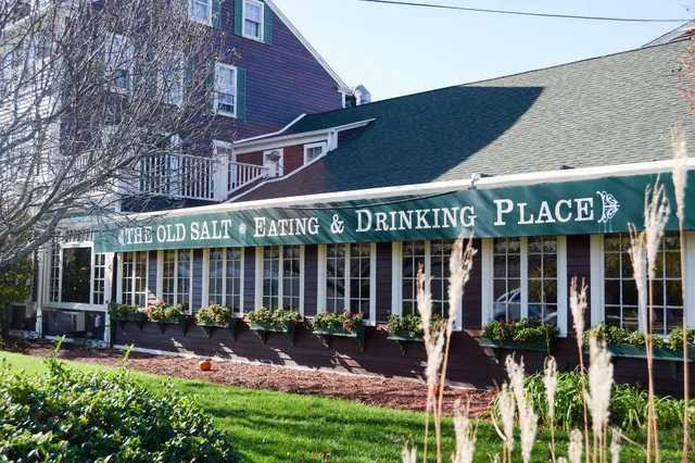 Lamies Inn and The Old Salt Restaurant