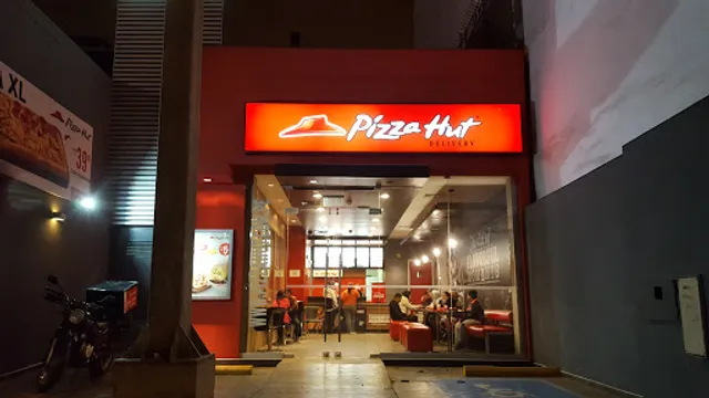 Pizza Hut - Antúnez de Mayolo