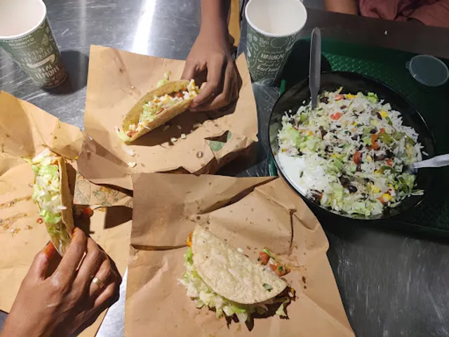 California Burrito Mexican Kitchen @ Himayat Nagar