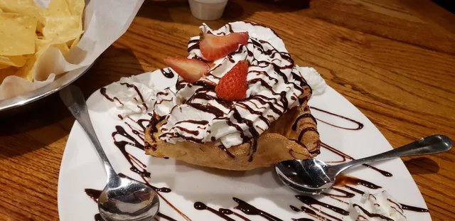 The Shops At Bristrol Commons