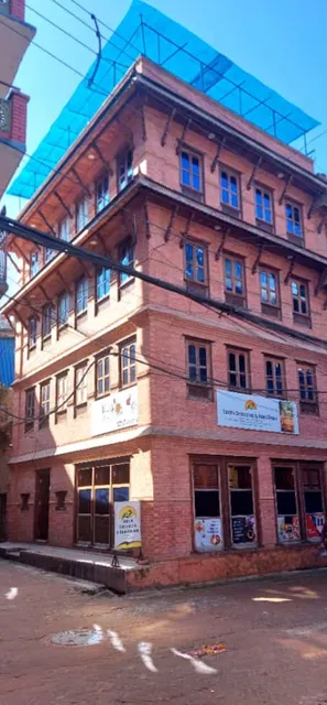 LUNIVA RESTAURANT AND GUEST HOUSE