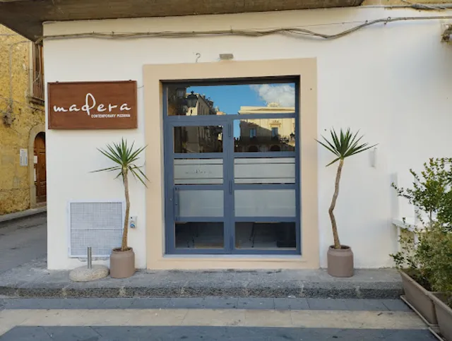 Madera Pizzeria Niscemi