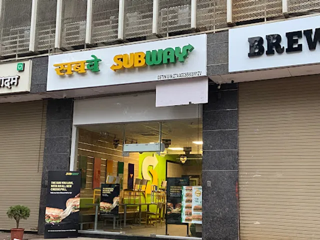 Subway Lodha Amara