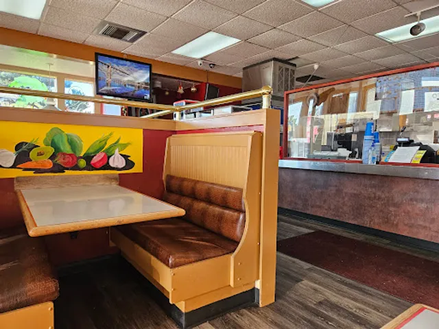 Super Oscar's Mexican Food