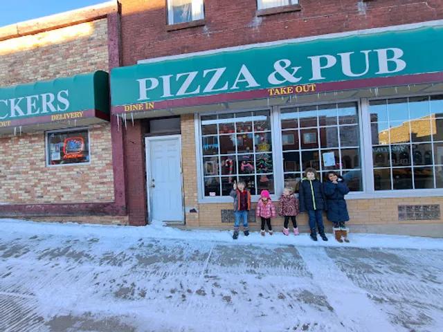 Snickers Pizza & Pub