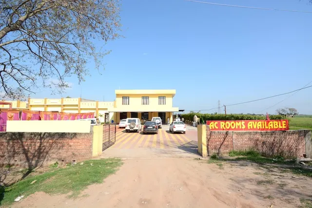 OYO 30976 hotel king classic