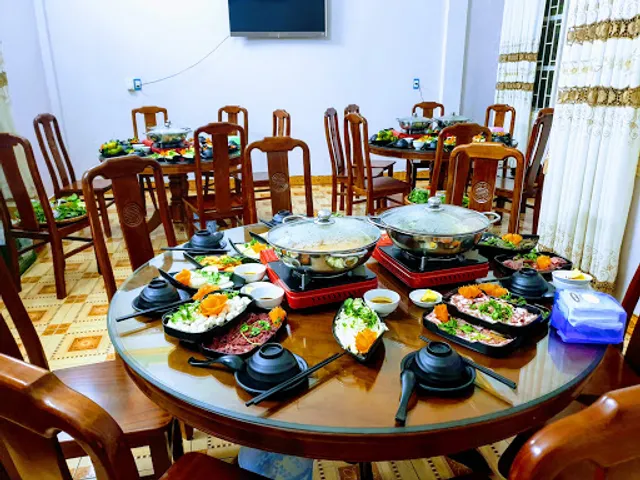 Cơm rang, cơm gà Nguyên Béo