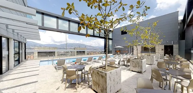 ESTELAR Square Hotel