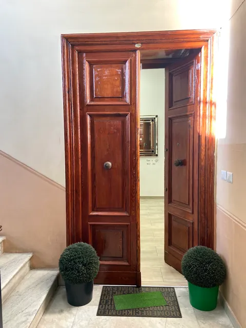 Airys B&B - Holiday House