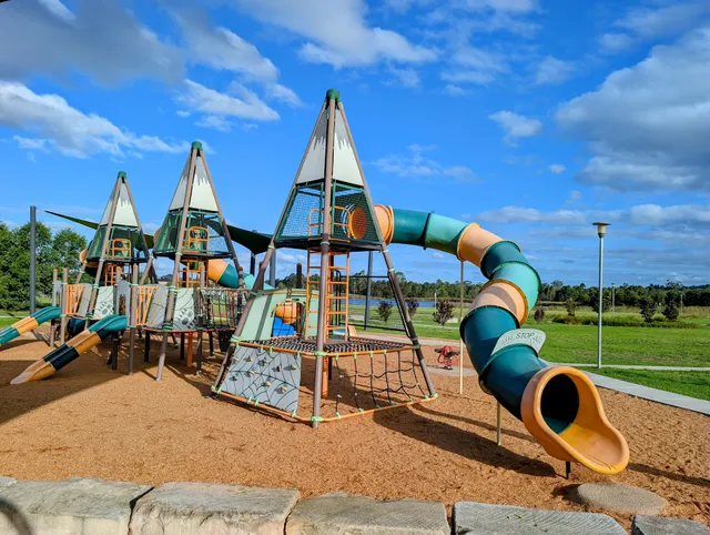 Burrell Road Riverside Park