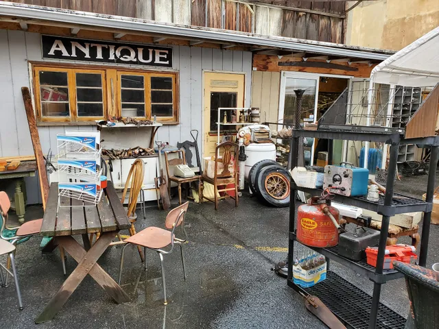 Antique Mall of Wenatchee