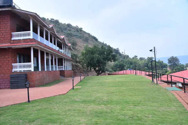 REGENTA PLACE GREENLEAF MAHABALESHWAR By Royal Orchid Hotels