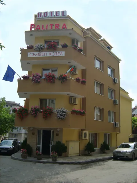 Family Hotel Palitra