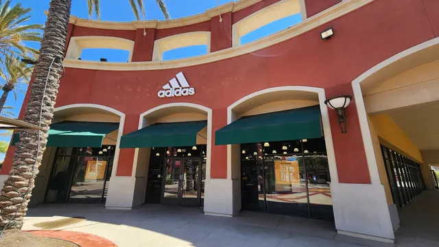 adidas Outlet Store San Diego, Las Americas Premium Outlets