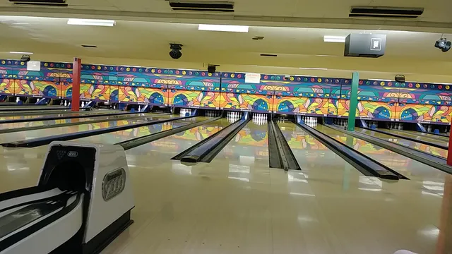 Donelson Plaza Strike and Spare