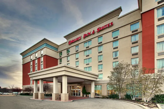 Drury Inn & Suites St. Louis Arnold