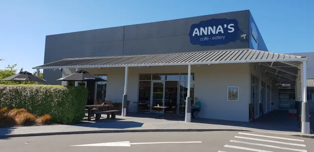 Anna's Cafe