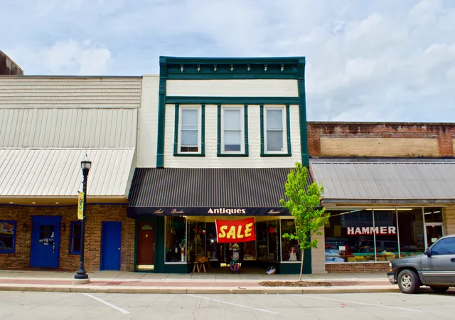 South Pittsburg Antiques