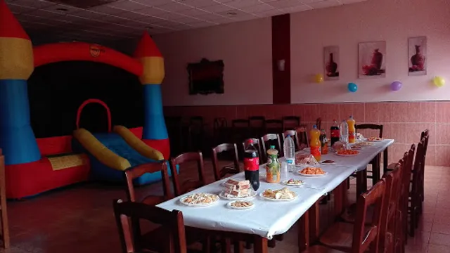 RESTAURANTE LOS ALMENDROS