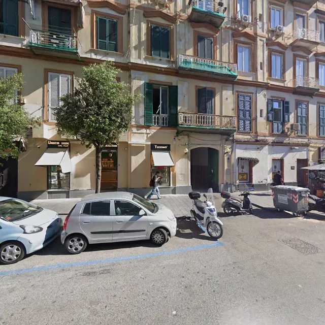 BnB Meridional Station