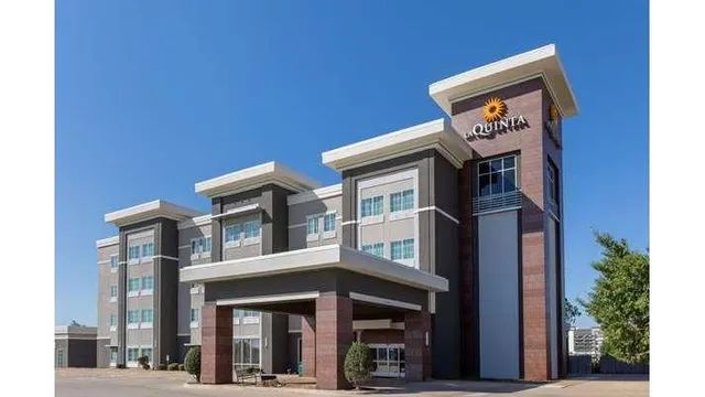 La Quinta Inn & Suites by Wyndham Durant