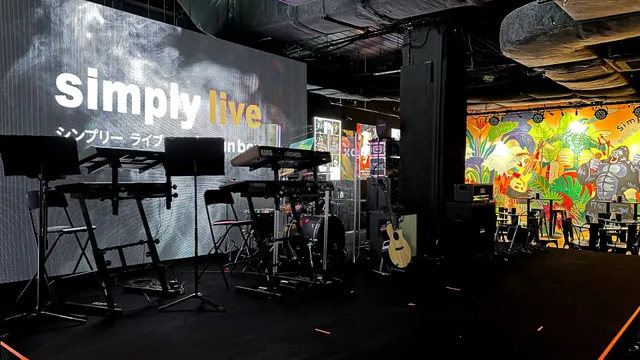 Simply Live by Tin Box