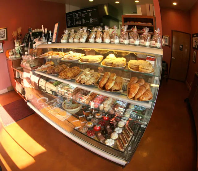 Renaud's Patisserie & Bistro