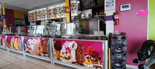 Paleteria Y Nieveria la Reyna de Michoacan