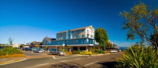 Based By The Lake Taupo