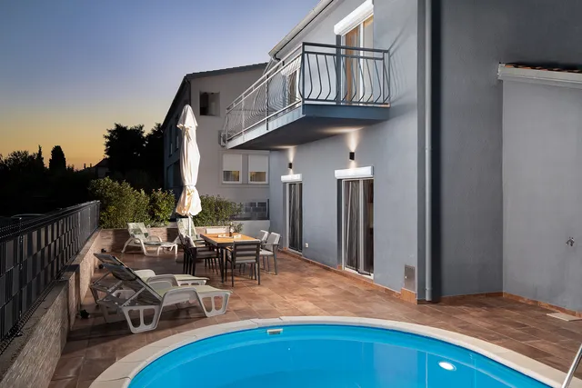 Villa Papillon, Pula