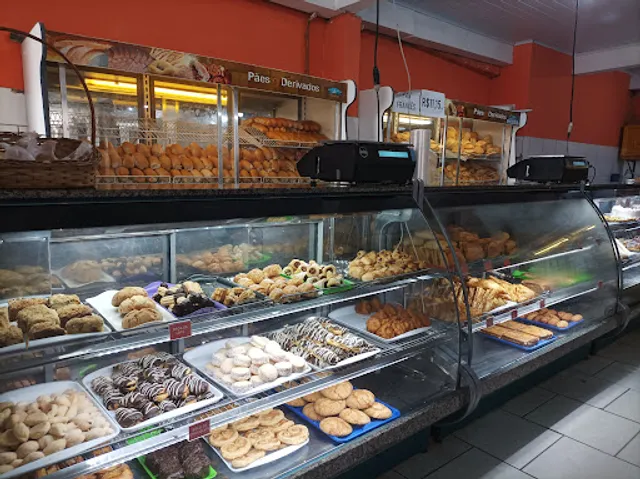 Panificadora e Confeitaria Rainha